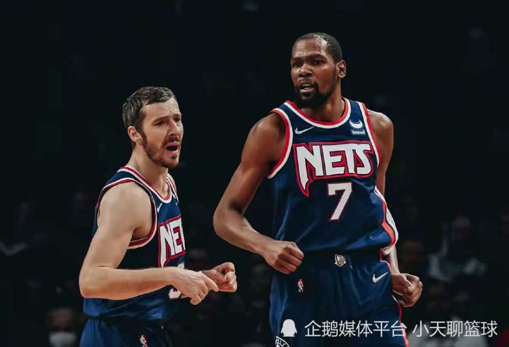  杜兰特复出高效发挥篮网击败热火结束两连败  